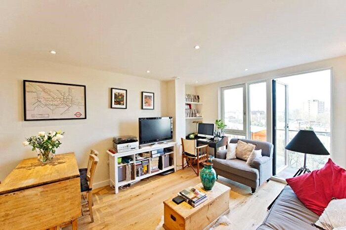 1 Bedroom Flat For Sale In Hoxton Wharf, Wiltshire Row, London, N1