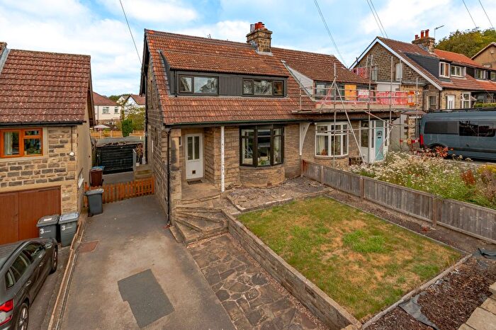 3 Bedroom Semi-Detached House For Sale In Cliffestone Drive, East Morton, Keighley, West Yorkshire, BD20