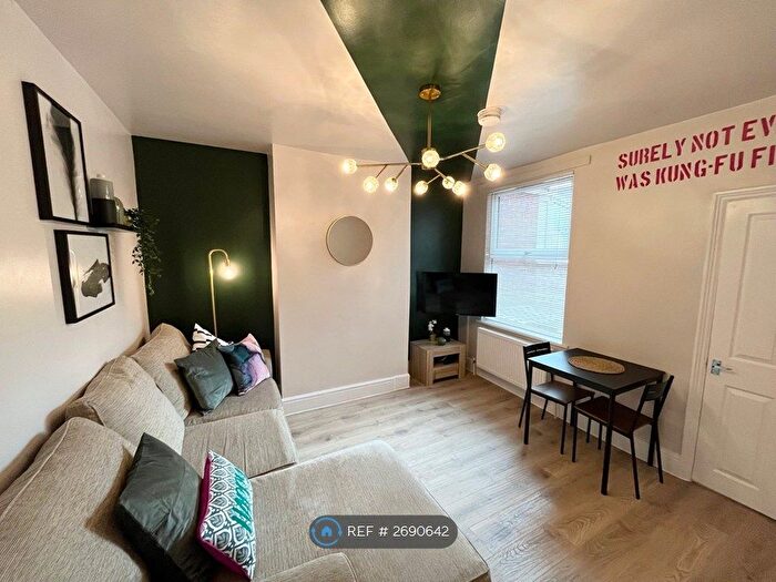 4 Bedroom Terraced House To Rent In Lea Road, Northampton, NN1