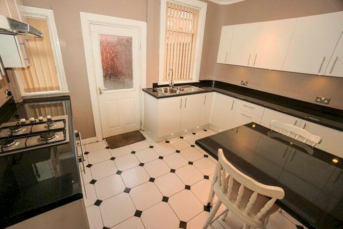 2 Bedroom Terraced House To Rent In Hatfield Road, Bolton, BL1