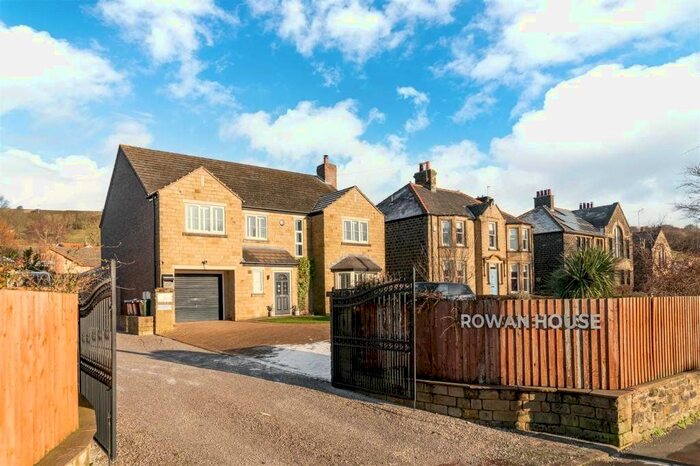 5 Bedroom Detached House To Rent In Manchester Road, Millhouse Green, Sheffield, S36