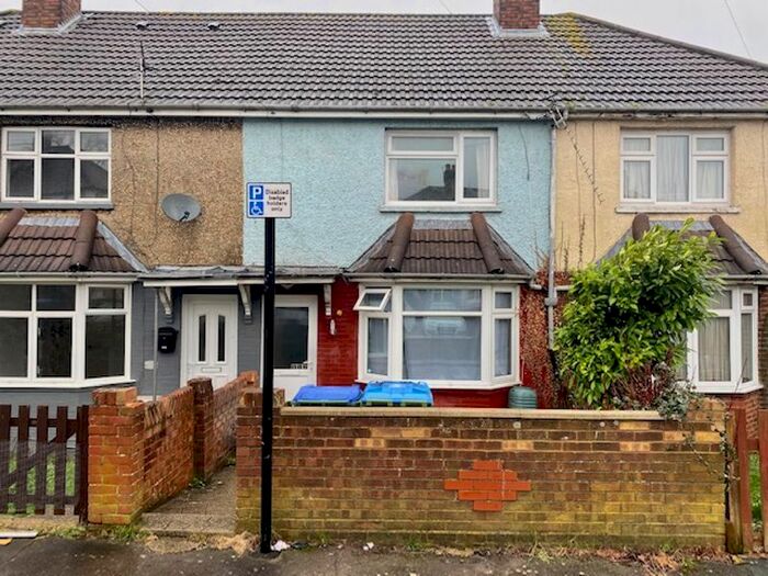 3 Bedroom Terraced House To Rent In Bluebell Road, Southampton, SO16