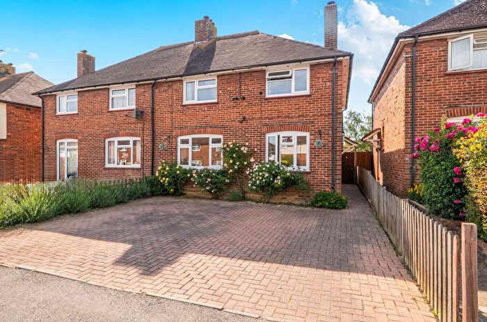 3 Bedroom Semi-Detached House For Sale In The Chase, Tonbridge, TN10