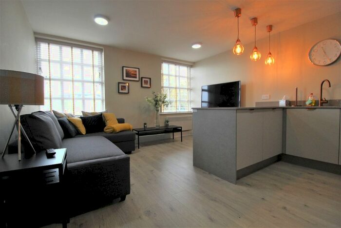 2 Bedroom Flat To Rent In Fleet House, Flat Fox Street, Preston, PR1