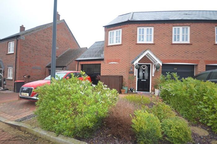 2 Bedroom Flat For Sale In Rays Meadow, Lightmoor, TF4