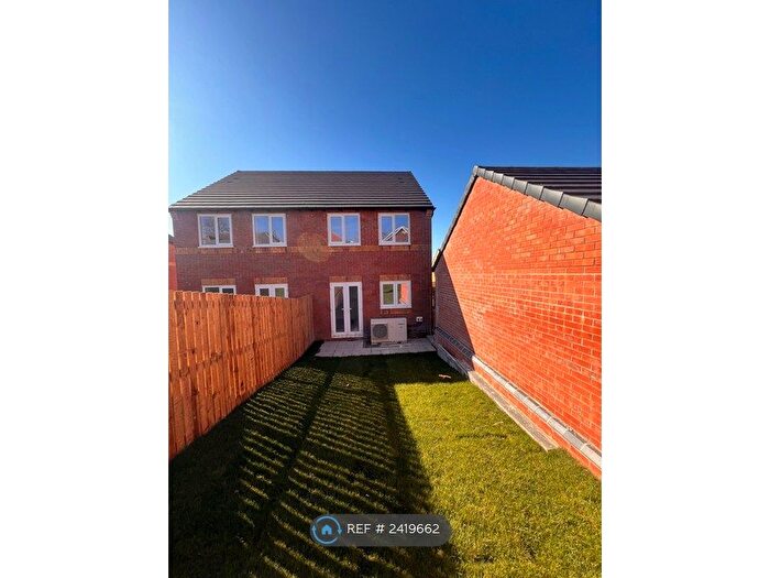 3 Bedroom Semi-Detached House To Rent In Burmese Road, Nottingham, NG16