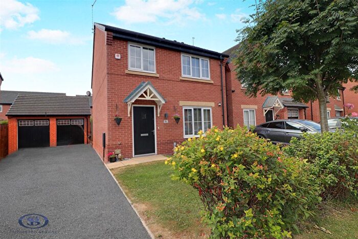 4 Bedroom Detached House For Sale In Little Meadow Place, Shavington, Crewe, CW2