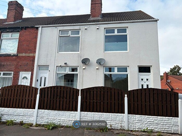 3 Bedroom Terraced House To Rent In Queens Road, Sheffield, S26
