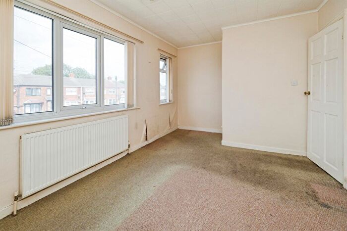 2 Bedroom Terraced House For Sale In Glebe Road, Hull, HU7