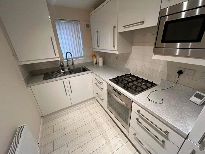 2 Bedroom Flat To Rent In Cygnet Drive, Tamworth, Staffordshire, B79