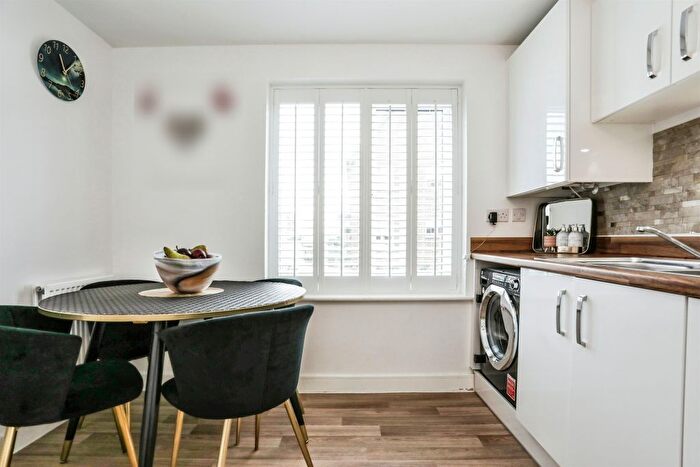 3 Bedroom End Of Terrace House For Sale In Baines Way, Framlingham, Woodbridge, IP13