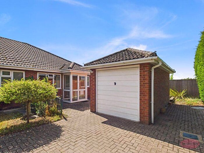 2 Bedroom Semi-Detached Bungalow For Sale In Gardner Road, West Christchurch, BH23