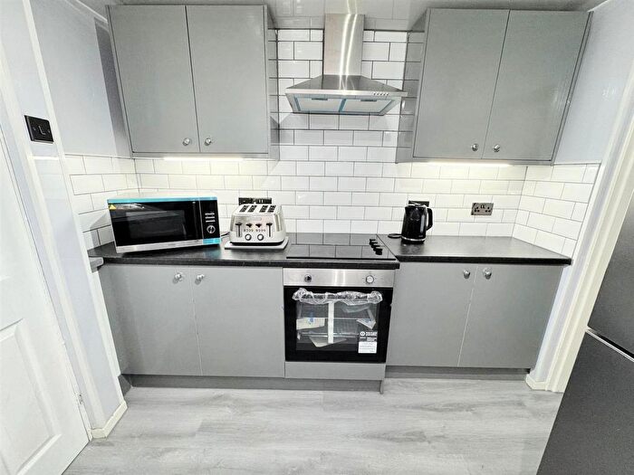 2 Bedroom End Terrace House For Sale In Lind Street, Liverpool, L4