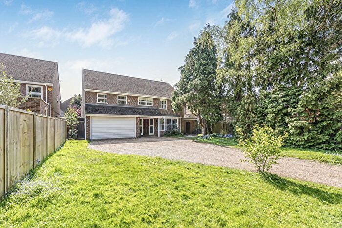 5 Bedroom Detached House To Rent In Church Road, Richmond, TW10