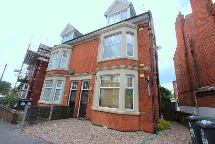 1 Bedroom Studio To Rent In Knighton Road, Clarendon Park, Leicester, LE2