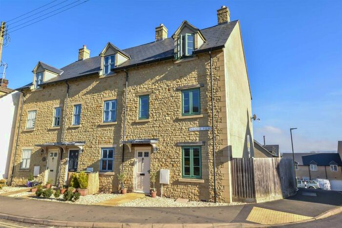 4 Bedroom End Of Terrace House To Rent In Manor View, Woodmancote, Dursley, GL11