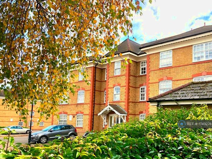 1 Bedroom Flat To Rent In Sylvan House, London, N21