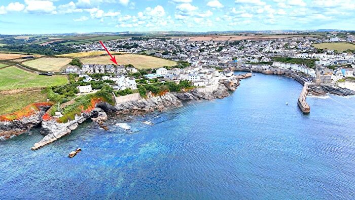 4 Bedroom Semi-Detached House For Sale In West End, Porthleven, TR13
