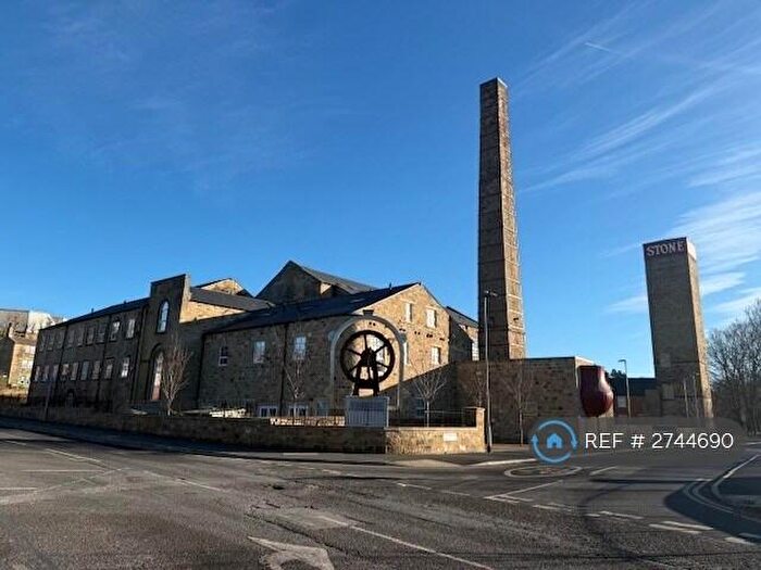 2 Bedroom Semi Detached House To Rent In Bobbin Row, Leeds, LS12