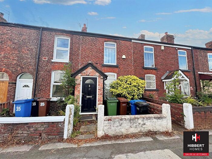 2 Bedroom Terraced House For Sale In Chester Road, Hazel Grove, Stockport, SK7