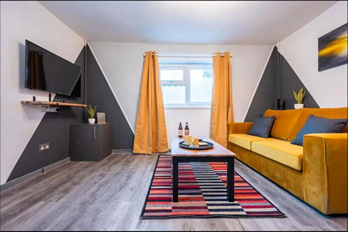 1 Bedroom Flat To Rent In Dalton Street, Cathays, Cardiff, CF24