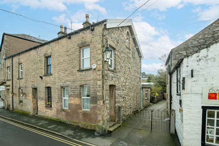 1 Bedroom End Of Terrace House For Sale In Main Street, Ingleton, Carnforth, North Yorkshire, LA6