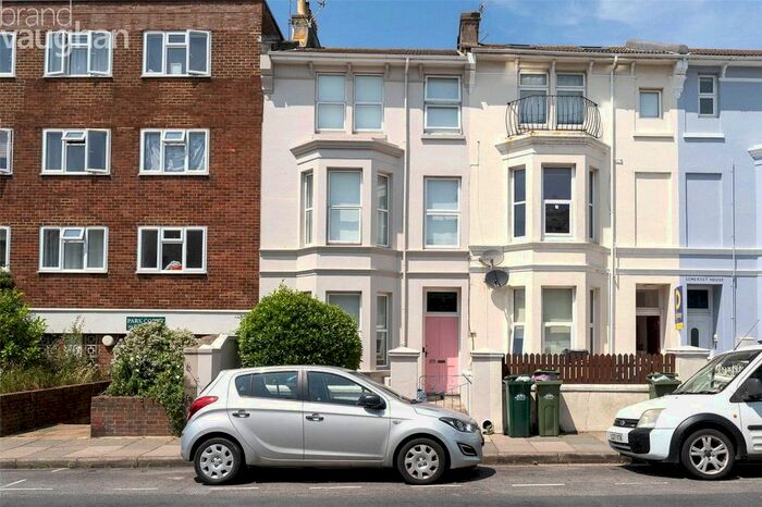1 Bedroom Terraced House To Rent In Queens Park Road, Brighton, East Sussex, BN2