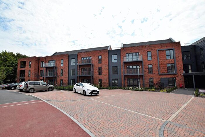 2 Bedroom Apartment To Rent In Bramble Drive, Derby, Derby, DE22