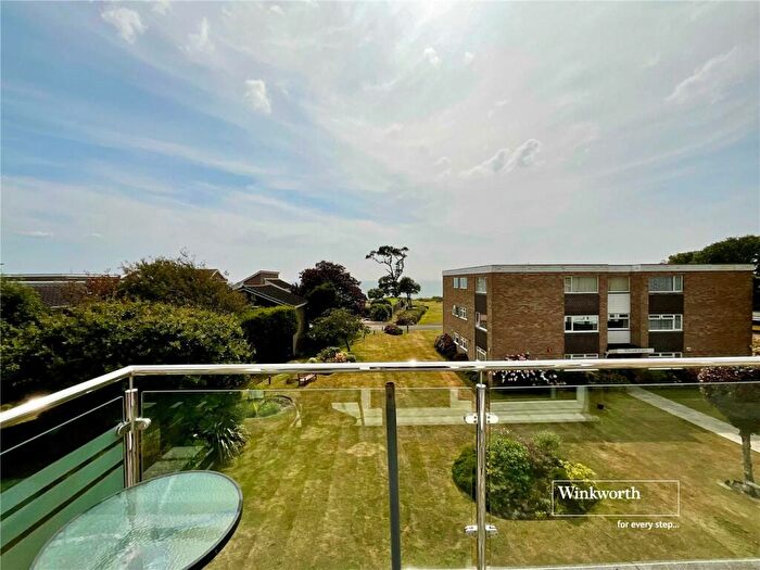 2 Bedroom Apartment To Rent In Chalfont Court, Ranelagh Road, Highcliffe, Dorset, BH23