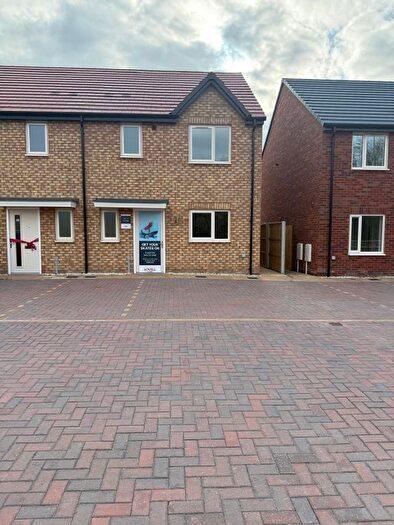 3 Bedroom Semi Detached House To Rent In The Colliery, Telford, Shropshire, TF2