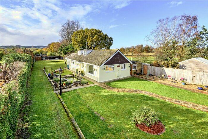 3 Bedroom Bungalow For Sale In Broadway, Merriott TA16