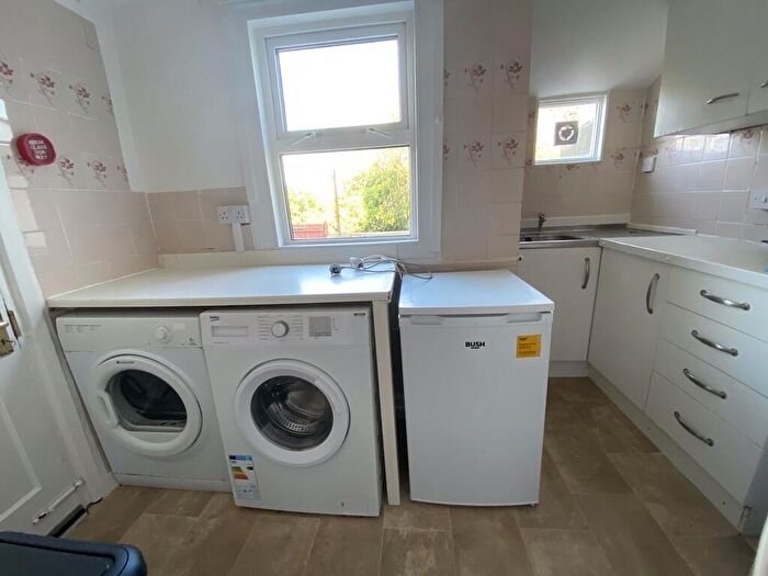 5 Bedroom Terraced House To Rent In Kings Road, Exeter, EX4