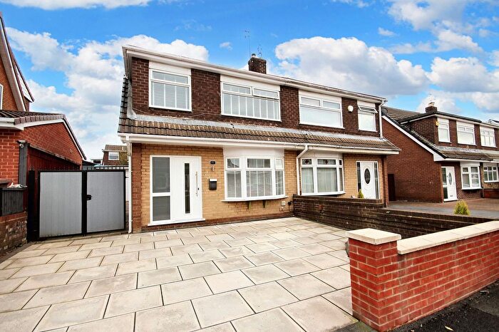 3 Bedroom Semi-Detached House To Rent In Birstall Avenue, St. Helens, WA11