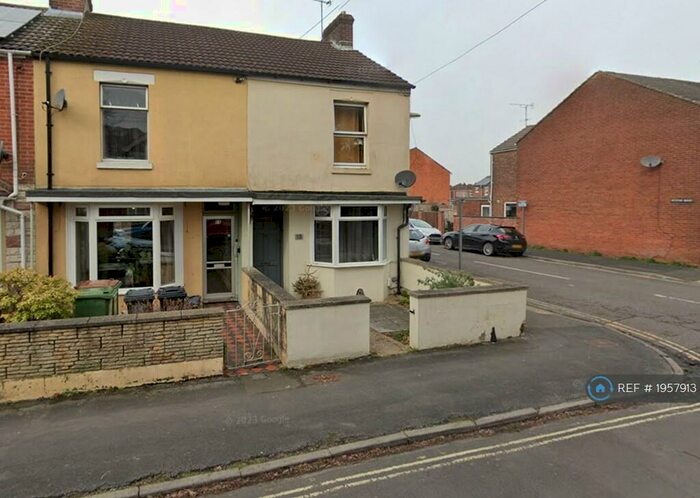 3 Bedroom End Of Terrace House To Rent In Newtown Road, Eastleigh, SO50