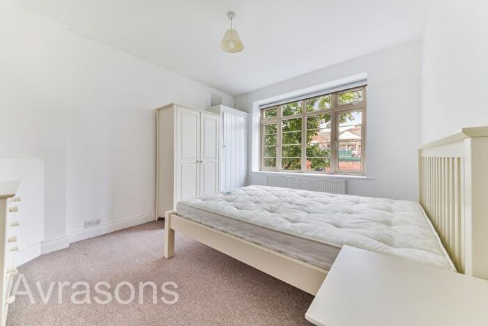 2 Bedroom Apartment To Rent In Forest Hill, London, SE23