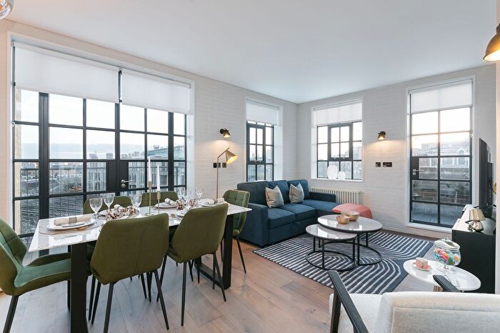 2 Bedroom Flat To Rent In Clink Street, London, SE1