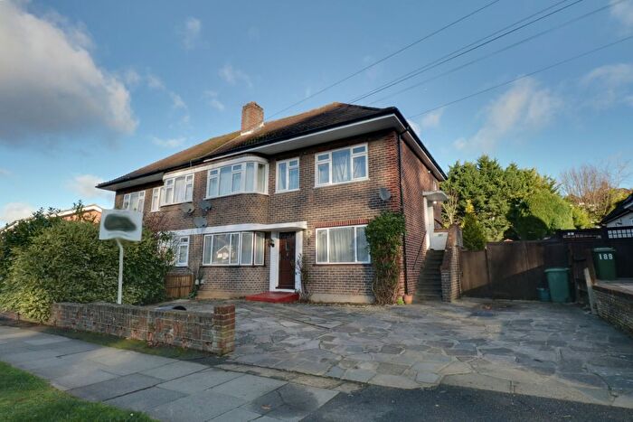 2 Bedroom Flat To Rent In Warren Road, Orpington, Kent, BR6