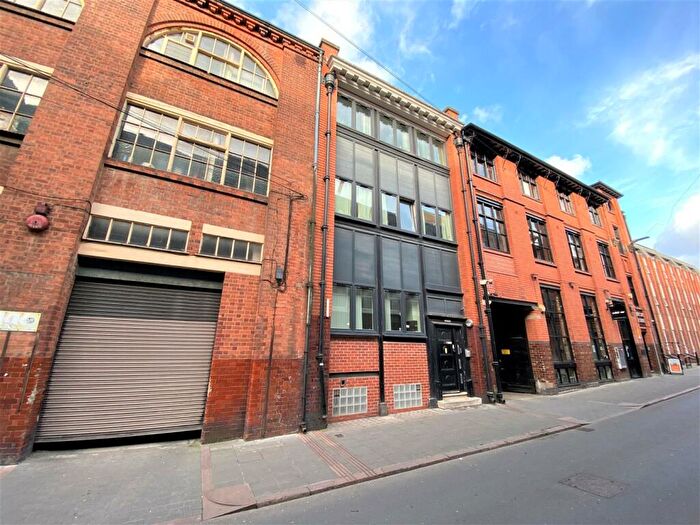 3 Bedroom Duplex To Rent In Osborne House, Millstone Lane, Leicester, LE1