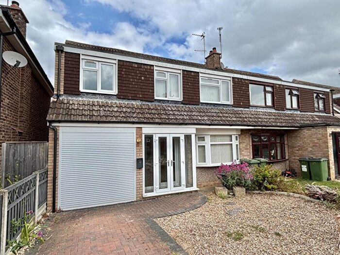 5 Bedroom Semi-Detached House For Sale In Tophall Drive, Countesthorpe, Leicester, Leicestershire., LE8