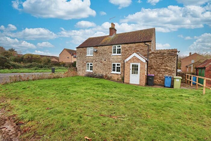 3 Bedroom Detached House For Sale In Willingham Road, Fillingham, Gainsborough, DN21