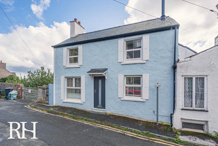 2 Bedroom Link Detached House To Rent In Plas Road, Llandudno, Conwy (County Of), LL30