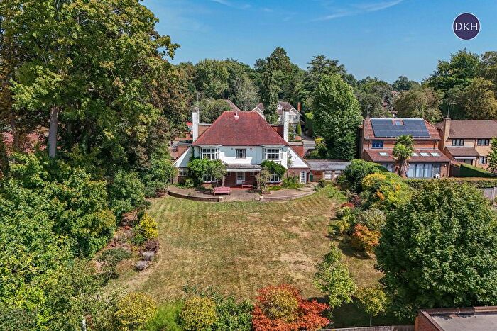 6 Bedroom Detached House For Sale In Nascot Wood Road, Nascot Wood, Watford, Hertfordshire, WD17