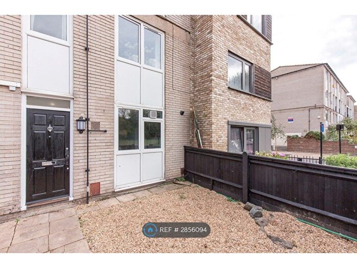 4 Bedroom Maisonette To Rent In Stebondale Street, London, E14