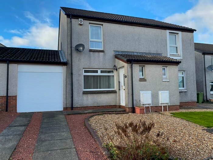 2 Bedroom Semi-Detached House To Rent In Craigton Drive, Newton Mearns, Glasgow G77