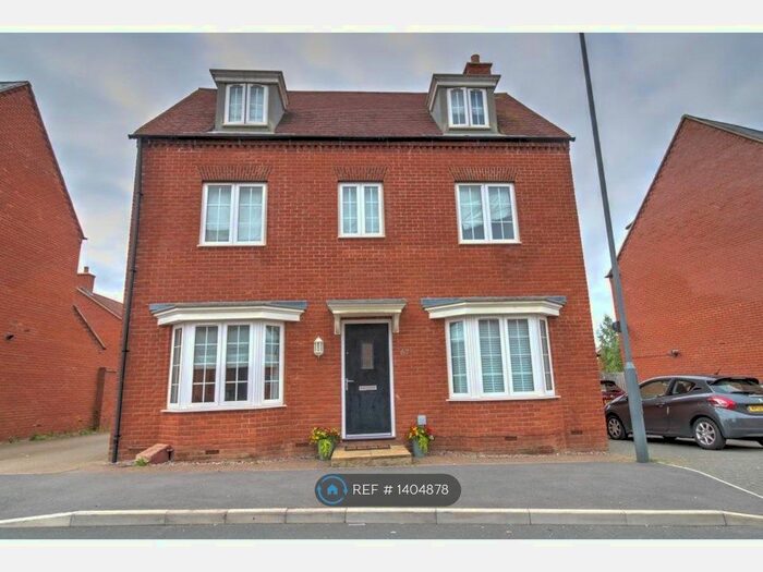 4 Bedroom Detached House To Rent In Needlepin Way, Buckingham, MK18