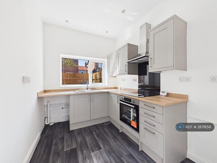 2 Bedroom End Of Terrace House To Rent In Arthur Terrace, Bishop Auckland, DL14
