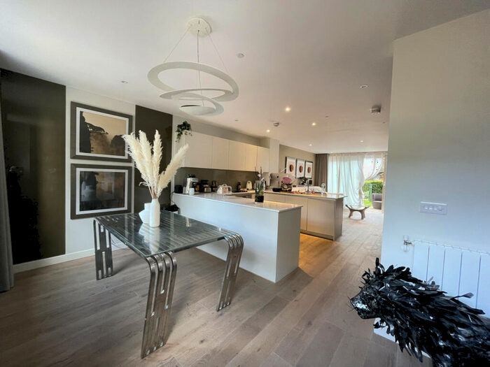 3 Bedroom Terraced House For Sale In Ottley Drive, London, SE3