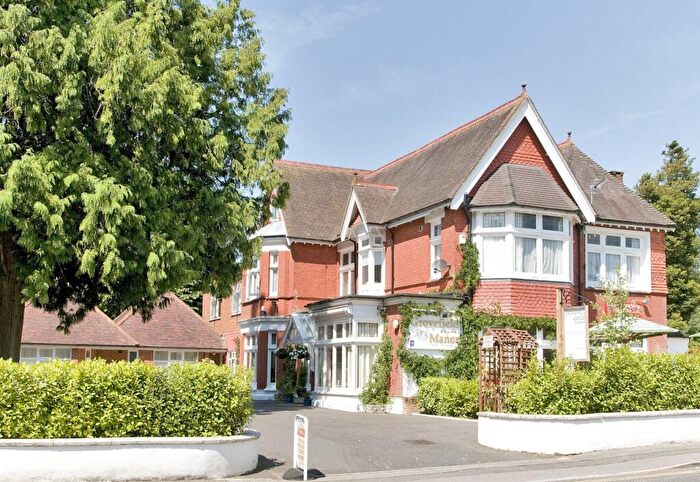 13 Bedroom Flat For Sale In Grovefield Manor, Pinewood Road, Branksome Park, BH13