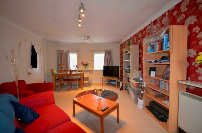 1 Bedroom Flat To Rent In Chamberlayne Avenue, Wembley, Middlesex, HA9