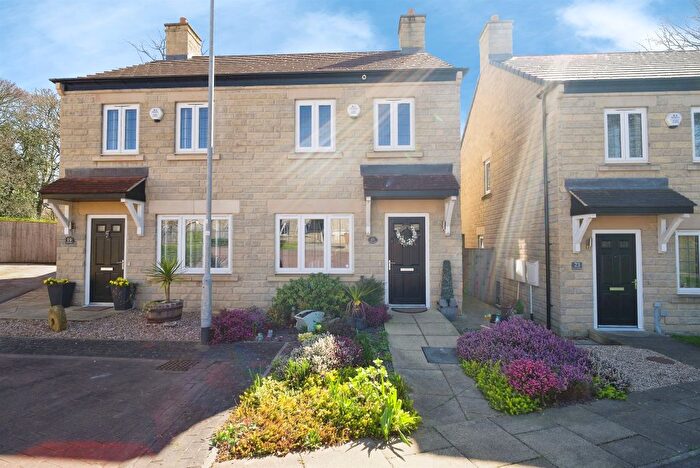 2 Bedroom Semi Detached House For Sale In Squires Gardens, Barnsley, S71